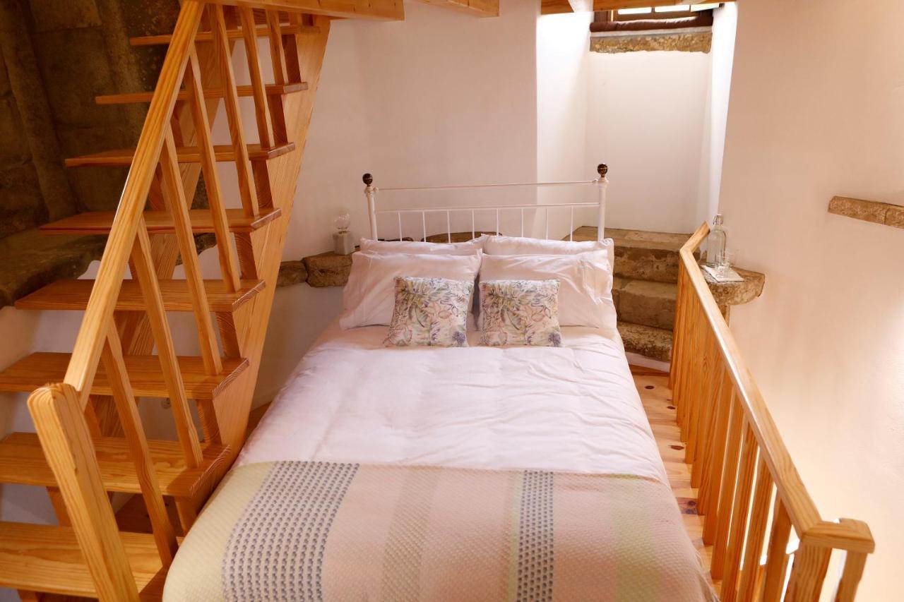 Ola Belem! Cozy Windmill, Stunning Views To Lisboa Bed & Breakfast Капарика Екстериор снимка